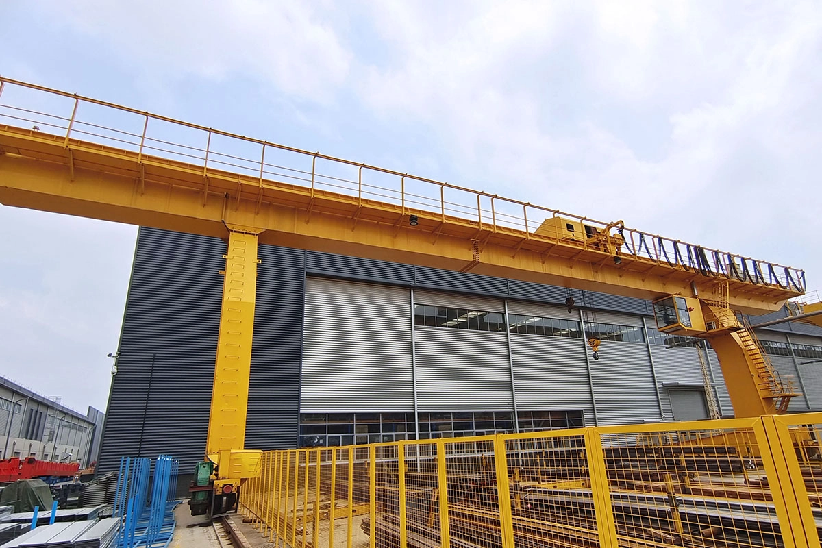 L-Type Gantry Crane With Electric Hoist-3