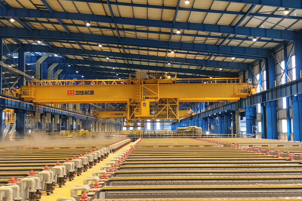 Multifunctional Crane for Electrolytic Aluminum-1